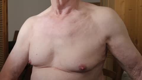 Snapshot of obediently77 chatting on 31, 7, 2026 obediently77 online show from 31, 7, 2026