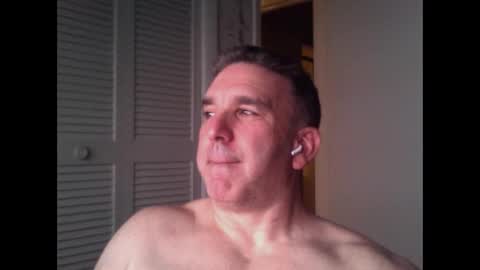 Snapshot of oceanmanx chatting on 3, 6, 2026 Ocean online show from 3, 6, 2026