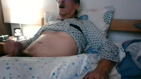 Snapshot of ocorrea chatting on 25, 6, 2026 ocorrea online show from 25, 6, 2026