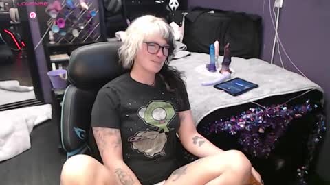 Oddy With A Body online show from 13, 2, 2026