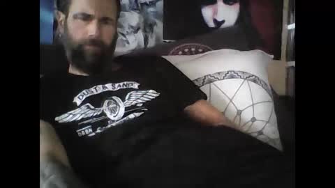 Snapshot of oedipe666 chatting on 13, 2, 2025 oedipe666cam online show from 13, 2, 2025