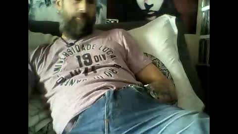 Snapshot of oedipe666 chatting on 16, 9, 2025 oedipe666cam online show from 16, 9, 2025
