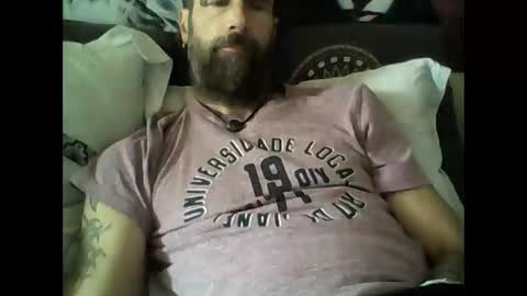 Snapshot of oedipe666 chatting on 29, 9, 2025 oedipe666cam online show from 29, 9, 2025