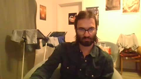 Snapshot of oeffel chatting on 1, 8, 2026 oeffel online show from 1, 8, 2026