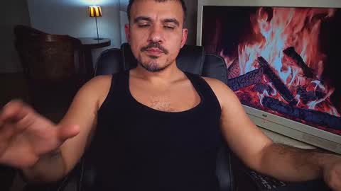 Snapshot of officeman7 chatting on 20, 1, 2025 officeman7 online show from 20, 1, 2025