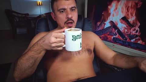 Snapshot of officeman7 chatting on 22, 1, 2025 officeman7 online show from 22, 1, 2025