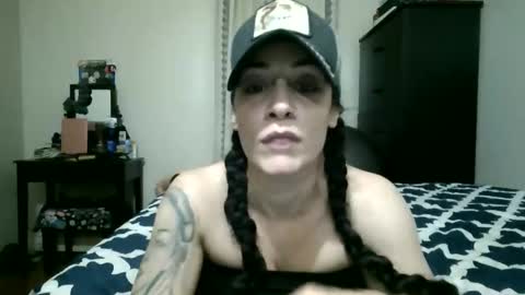 Lit en Cama online show from 19, 12, 2025
