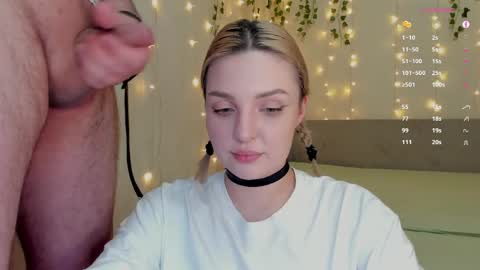 Emma  Alex online show from 3, 5, 2026