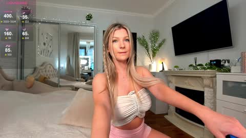 Snapshot of oh_julie chatting on 25, 1, 2025 Julie online show from 25, 1, 2025