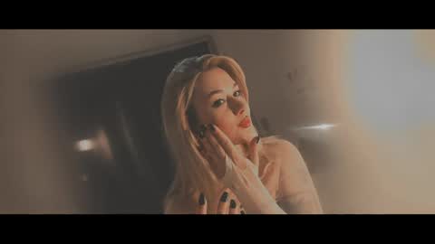 your dear Lilith Chapman online show from 5, 4, 2026