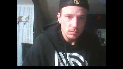 Snapshot of oh_you_know69 chatting on 14, 1, 2025 who dares toss me some tips lets have fun online show from 14, 1, 2025