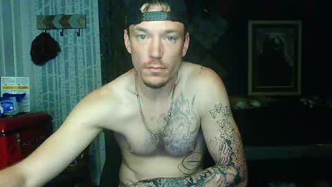 Snapshot of oh_you_know69 chatting on 24, 9, 2025 who dares toss me some tips lets have fun online show from 24, 9, 2025