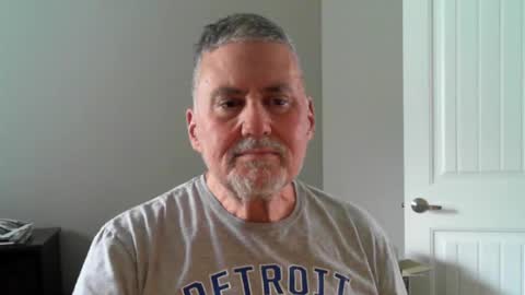 Snapshot of ohfukitsbob chatting on 8, 6, 2026 ohfukitsbob online show from 8, 6, 2026