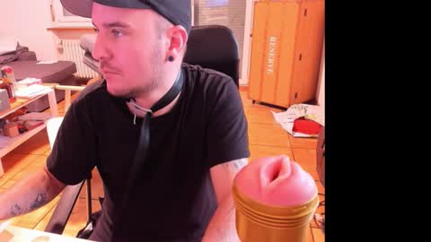 Snapshot of ohihoe92 chatting on 26, 9, 2025 Chris online show from 26, 9, 2025