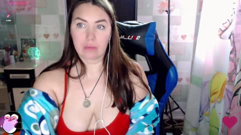 Eve every day Moscow time from 8 am to 16 pm online show from 16, 1, 2025