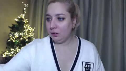 Snapshot of ohsweetiren chatting on 29, 12, 2024 Iren online show from 29, 12, 2024