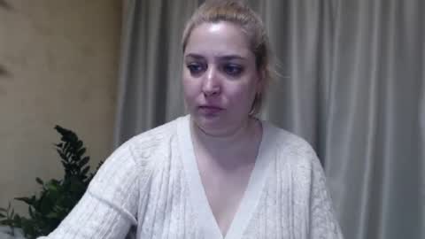 Snapshot of ohsweetiren chatting on 26, 2, 2025 Iren online show from 26, 2, 2025