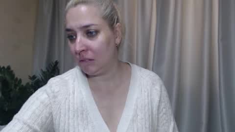 Snapshot of ohsweetiren chatting on 4, 10, 2025 Iren online show from 4, 10, 2025