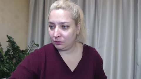 Snapshot of ohsweetiren chatting on 17, 10, 2025 Iren online show from 17, 10, 2025