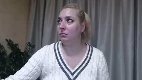 Snapshot of ohsweetiren chatting on 23, 11, 2025 Iren online show from 23, 11, 2025