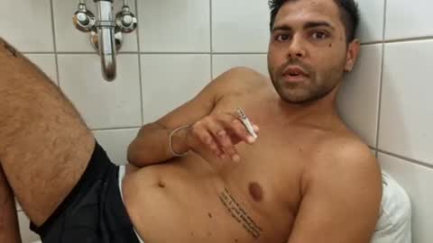 Snapshot of oilcockmassage chatting on 17, 7, 2026 Buri online show from 17, 7, 2026