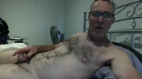 oiledcouple1 online show from 18, 9, 2025