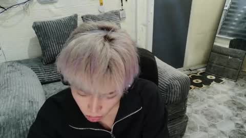 Snapshot of oishii_ii chatting on 18, 4, 2026 oishii online show from 18, 4, 2026