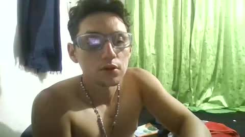 Snapshot of okamisan34 chatting on 17, 10, 2025 Gambitox15 online show from 17, 10, 2025