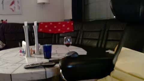 Snapshot of olav2020 chatting on 14, 12, 2024 olav2020 online show from 14, 12, 2024