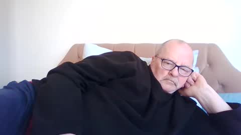 old_fkr online show from 2, 2, 2025