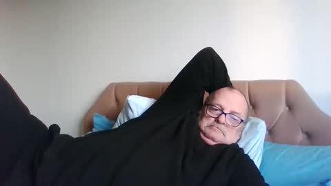 old_fkr online show from 4, 3, 2025