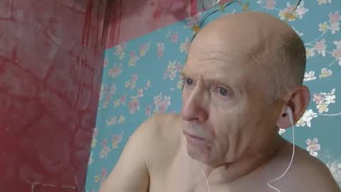 oldbuthorny62 online show from 13, 4, 2026