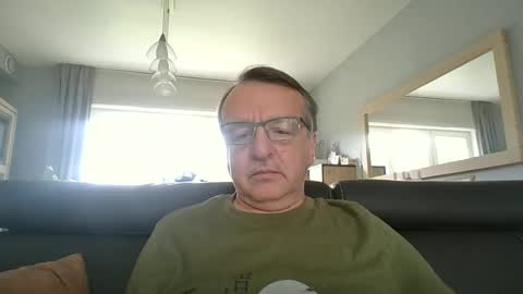 Snapshot of oldtimer160162493 chatting on 10, 6, 2026 oldtimer160162493 online show from 10, 6, 2026