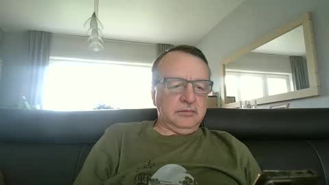 Snapshot of oldtimer160162493 chatting on 11, 6, 2026 oldtimer160162493 online show from 11, 6, 2026