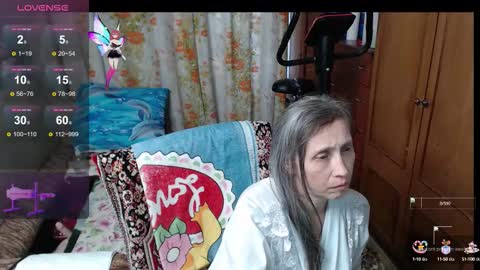 Snapshot of olguscha chatting on 4, 10, 2025 Olguscha online show from 4, 10, 2025