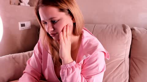 Snapshot of olisyasweet chatting on 24, 1, 2025 olisyasweet online show from 24, 1, 2025