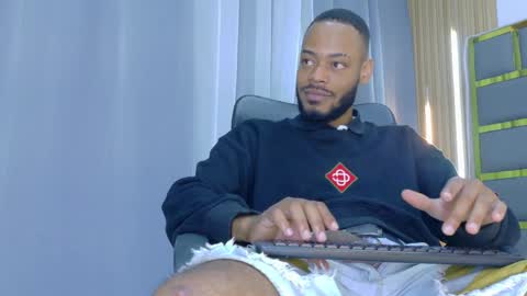 Oliver online show from 30, 3, 2026