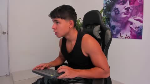 Oliver bray online show from 16, 12, 2024