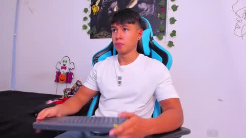 Oliver bray online show from 25, 12, 2024