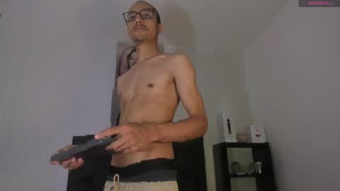 Snapshot of oliver_goldberg chatting on 18, 4, 2026 oliver_goldberg online show from 18, 4, 2026