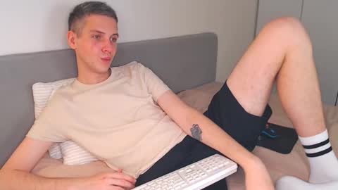 Oliver online show from 30, 11, 2025