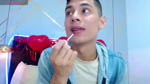 Snapshot of oliver_king_sex chatting on 15, 2, 2025 Oliver Smith online show from 15, 2, 2025