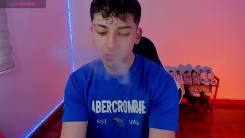 oliveeer online show from 23, 9, 2025