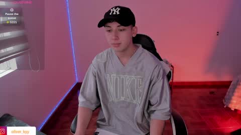 oliveeer online show from 27, 4, 2026