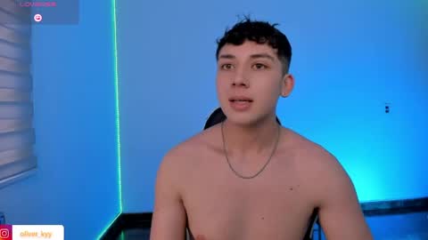 Snapshot of oliver_kyy chatting on 29, 5, 2026 oliveeer online show from 29, 5, 2026
