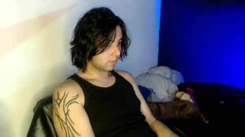 Snapshot of oliver_laid_2023 chatting on 19, 1, 2025 oliver_laid_2023 online show from 19, 1, 2025