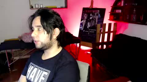 oliver_laid_2023 online show from 24, 10, 2025