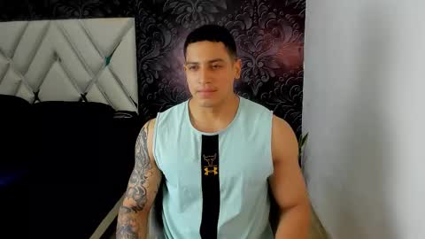 Snapshot of oliver_time chatting on 25, 9, 2025 OLIVER online show from 25, 9, 2025