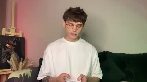 Snapshot of oliverlawrence chatting on 18, 6, 2026 oliverlawrence online show from 18, 6, 2026