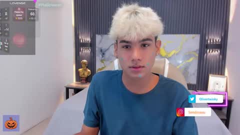 Oliver online show from 4, 10, 2025